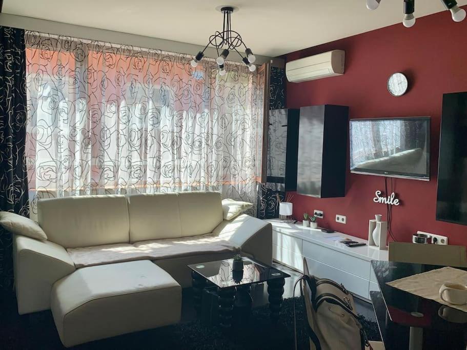 Lovely Sofia Apartment Katerina With Free Parking Exterior photo
