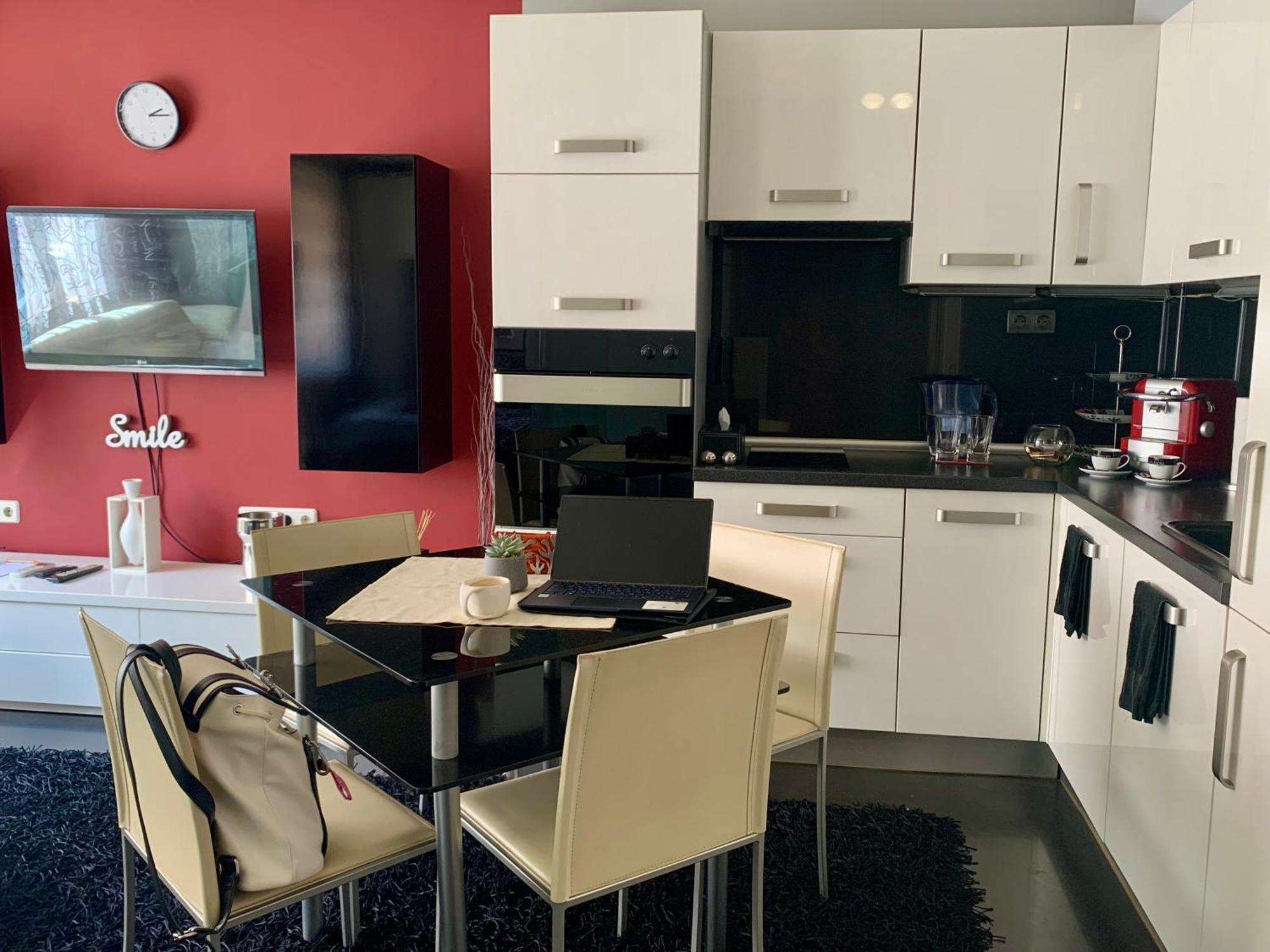 Lovely Sofia Apartment Katerina With Free Parking Exterior photo